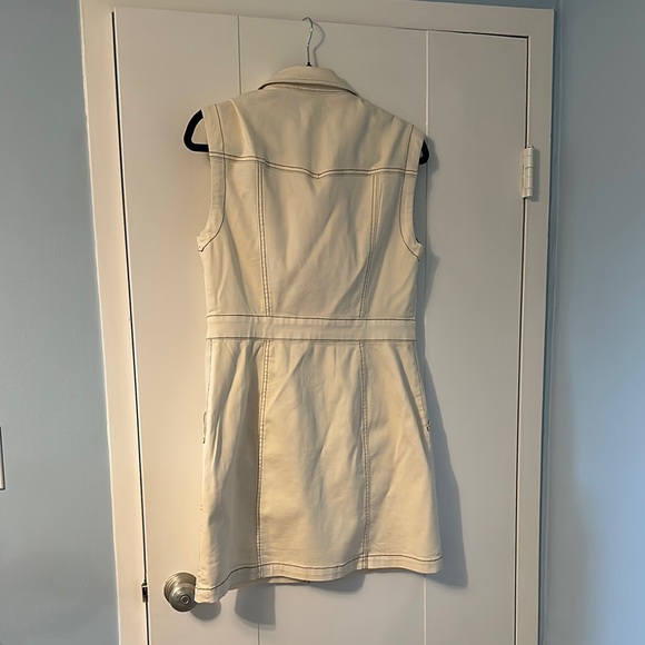 Kut from the Kloth Ivory Sleeveless Denim Dress NWT Sz M - Picture 5 of 6